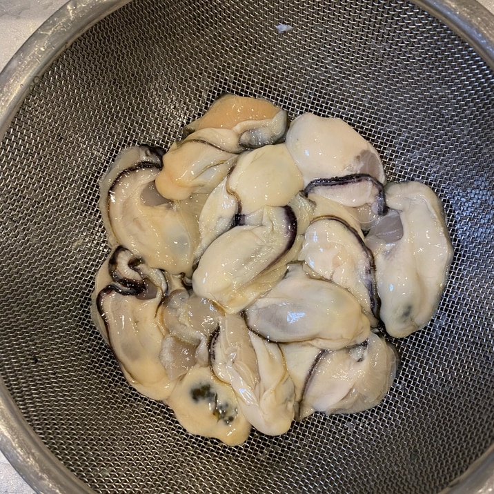 冷凍牡蠣の下処理